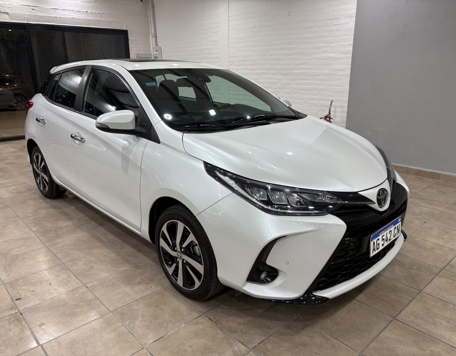Toyota Yaris S 2024 Automático