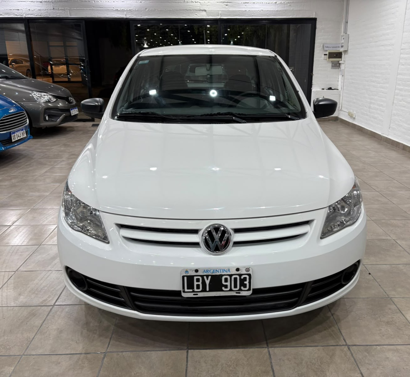 Foto 2 de Volkswagen Gol Trend Pack 1 Plus 2012