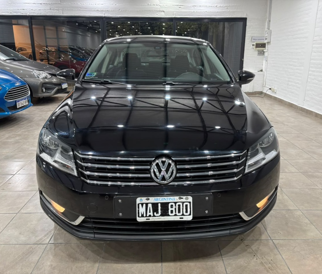 Foto 2 de Volkswagen Passat Comfort 2013 Automático
