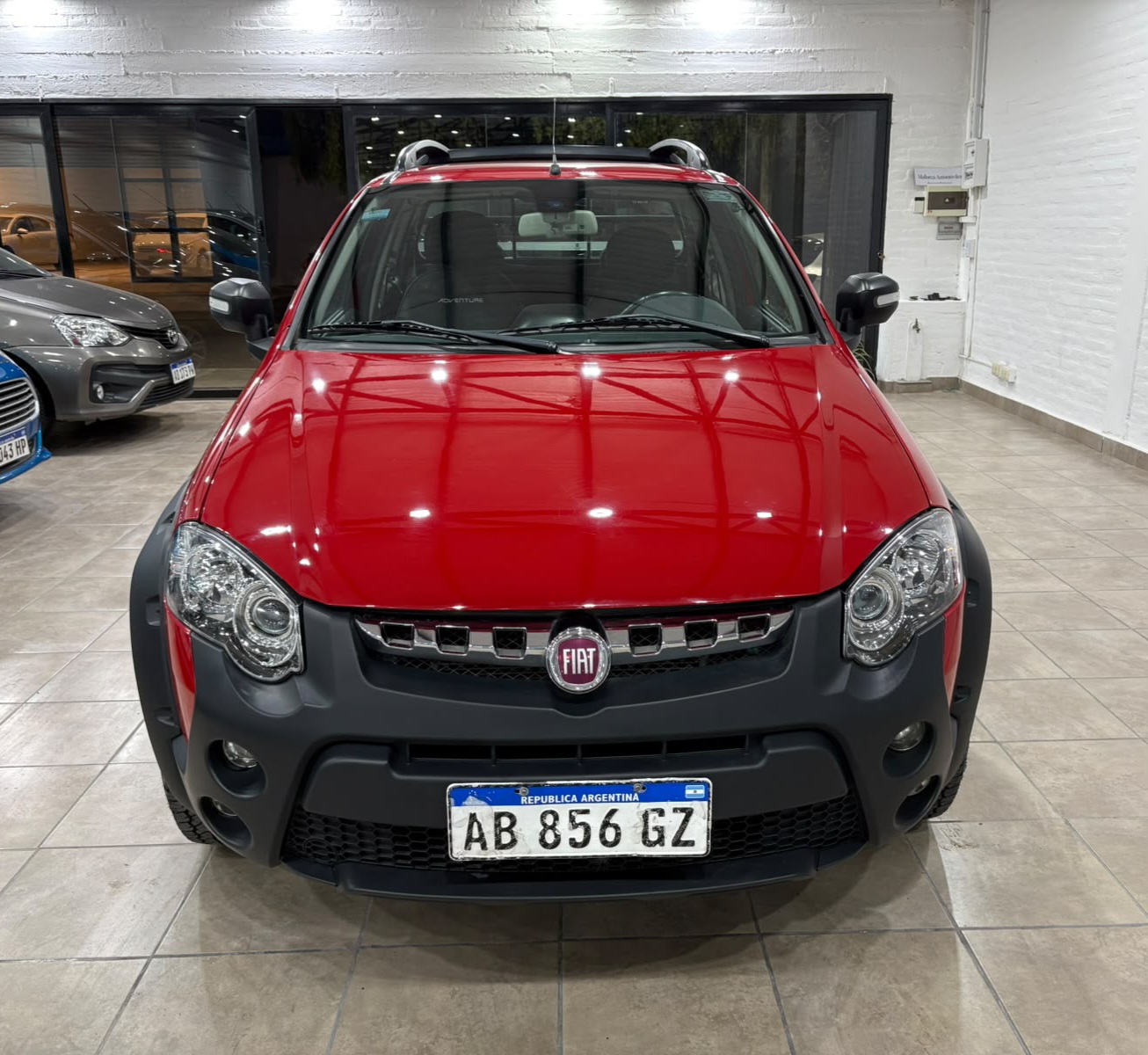 Foto 2 de Fiat Strada Adventure 1.6 dc 3 puertas