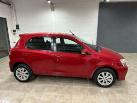 Etios XLS CVT 2017
