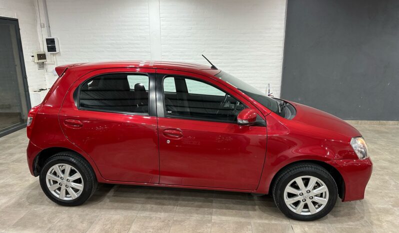 Etios XLS CVT 2017 lleno