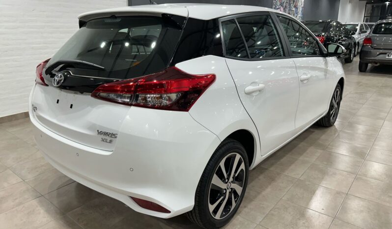 Yaris Xls Pack CVT 2025 lleno