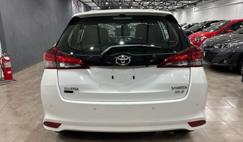 Yaris Xls Pack CVT 2025 lleno