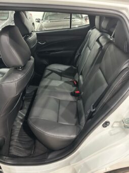 Yaris Xls Pack CVT 2025 lleno