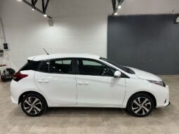 Yaris Xls Pack CVT 2025 lleno