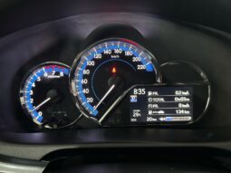Yaris Xls Pack CVT 2025 lleno