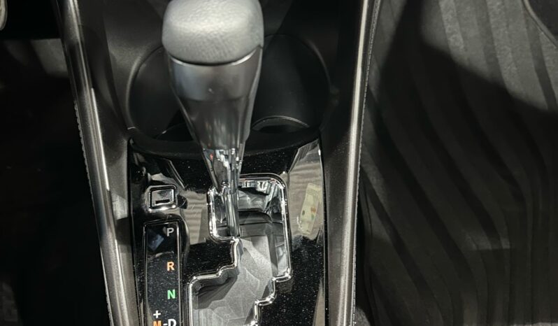 Yaris Xls Pack CVT 2025 lleno