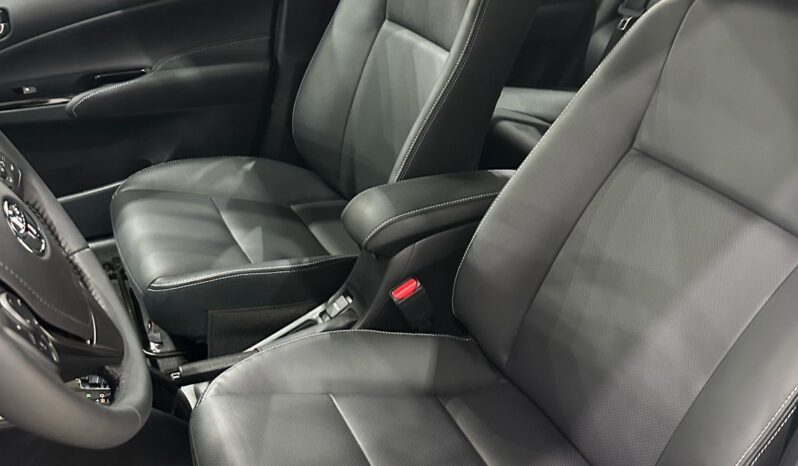 Yaris Xls Pack CVT 2025 lleno