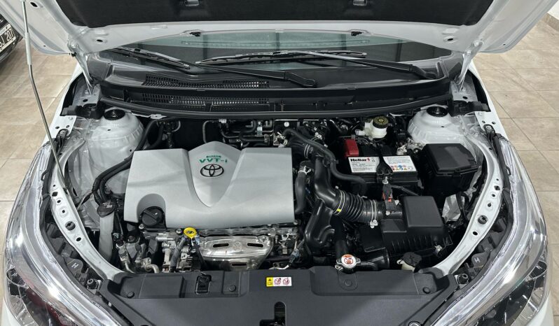 Yaris Xls Pack CVT 2025 lleno