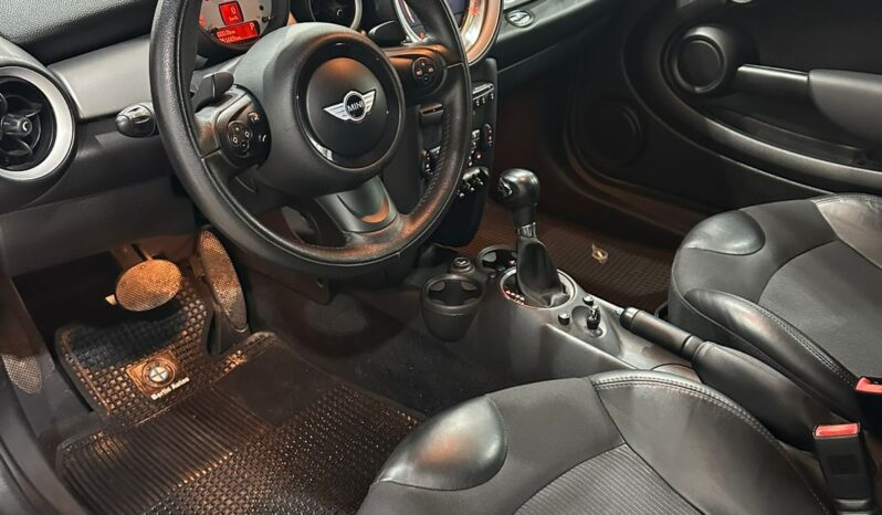 Mini Cooper Coupe 2012 lleno