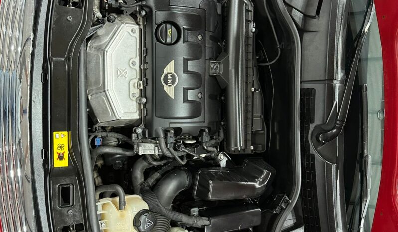 Mini Cooper Coupe 2012 lleno