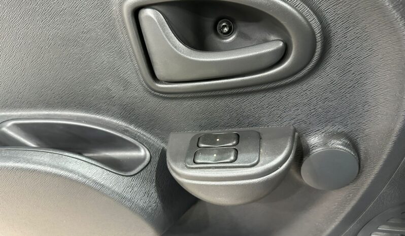 CLIO MIO 5P CONFORT 2014 lleno