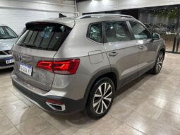 TAOS HIGHLINE 250 TSI AT 2023 lleno