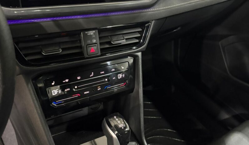 TAOS HIGHLINE 250 TSI AT 2023 lleno