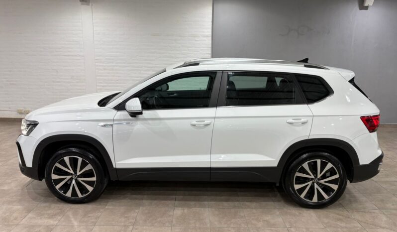 TAOS HIGHLINE 250 TSI AT 2021 lleno