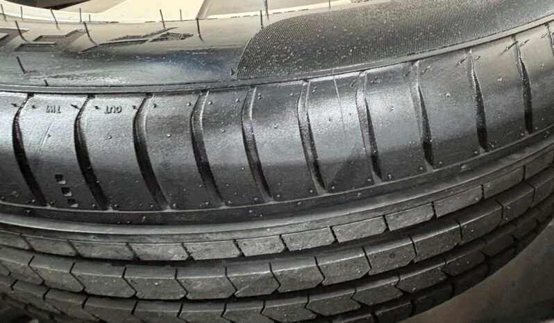 TAOS HIGHLINE 250 TSI AT 2021 lleno