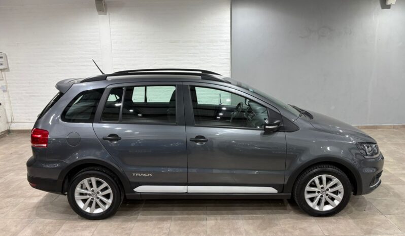 SURAN TRACK 1.6L 2018 lleno